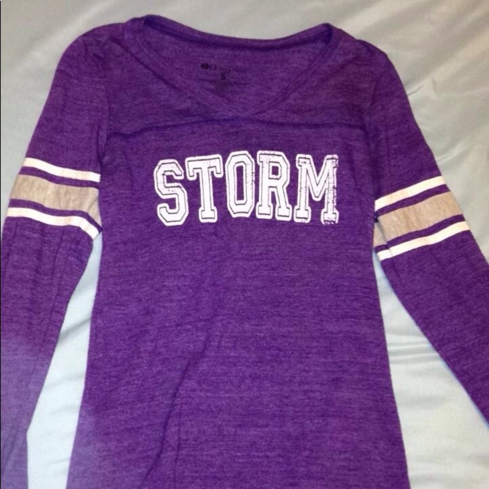 Long sleeve shirt, size small